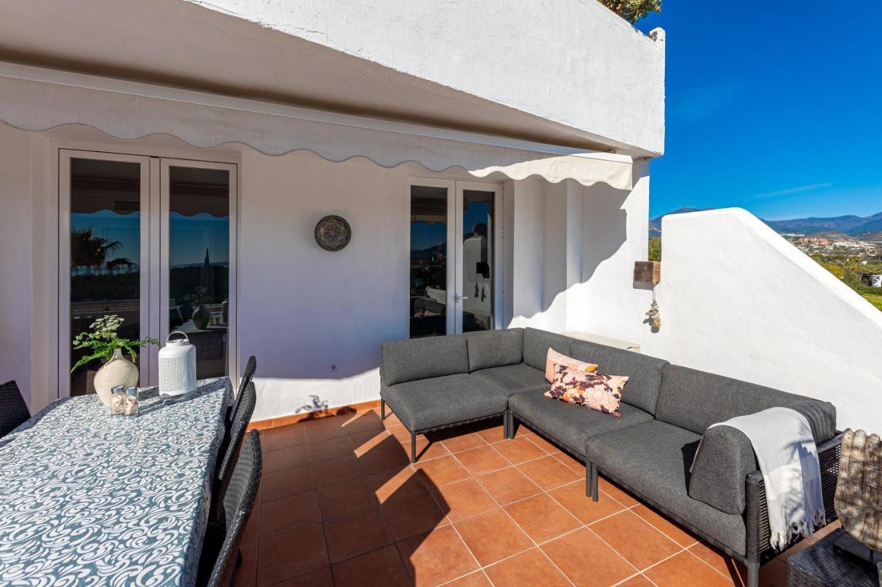מארבלה 2 Bedroom With Sea And Mountain Views, Pool מראה חיצוני תמונה