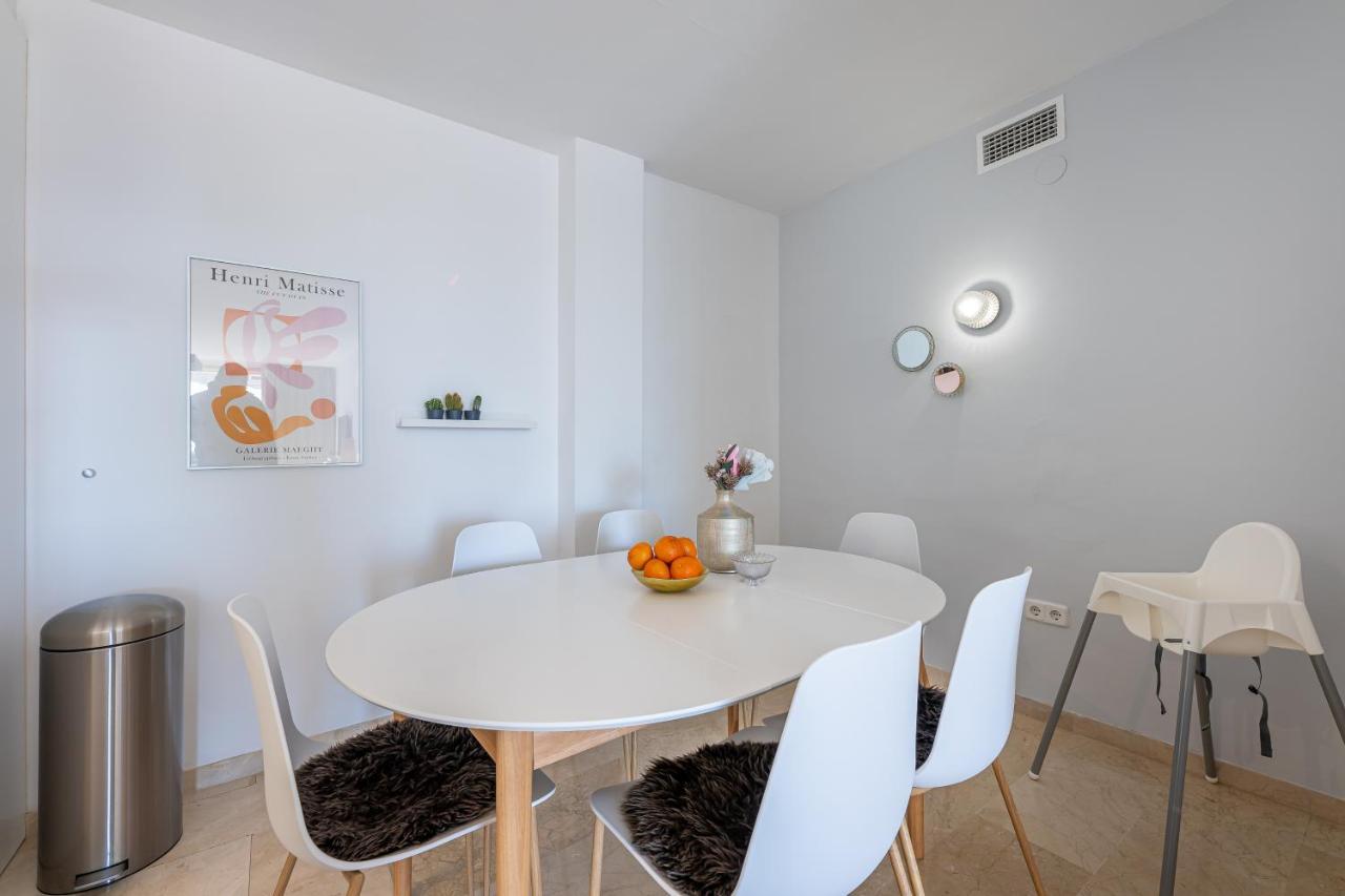 מארבלה 2 Bedroom With Sea And Mountain Views, Pool מראה חיצוני תמונה